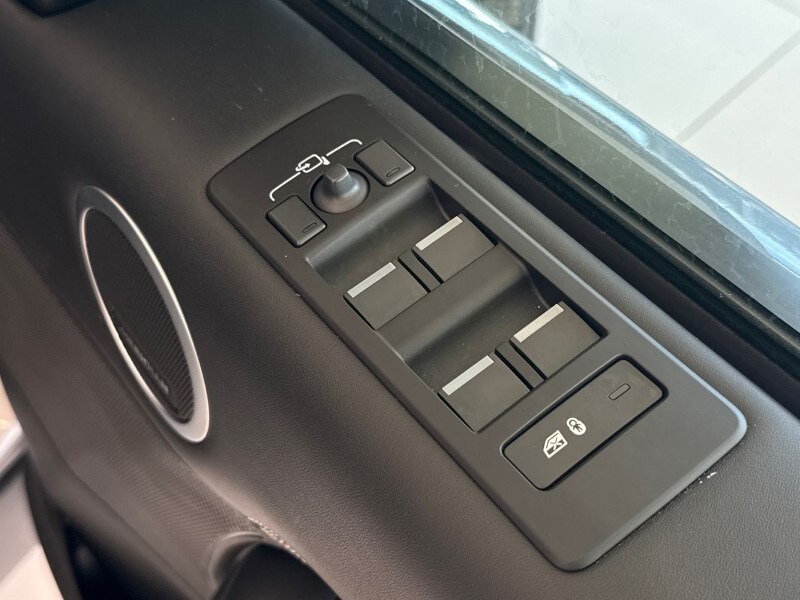 Used Land Rover Discovery 2024 for sale - 77732698: Photo 23