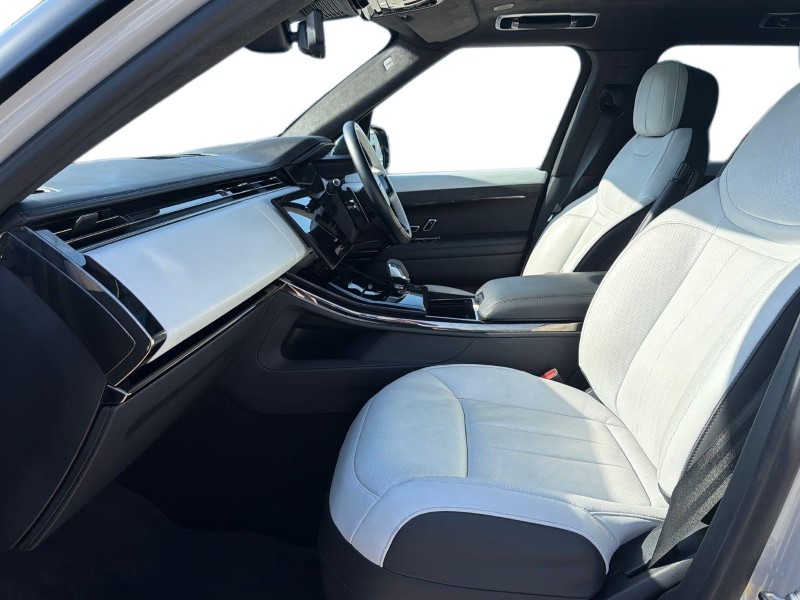 Used Land Rover Range Rover Sport 2023 for sale - 77934571: Photo 3