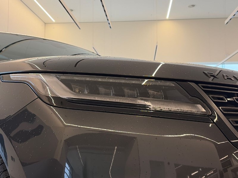 Used Land Rover Range Rover Velar 2024 for sale - 76981630: Photo 17