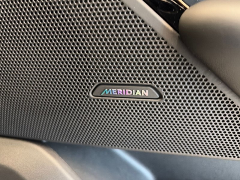 Used Land Rover Range Rover Velar 2024 for sale - 76981630: Photo 22