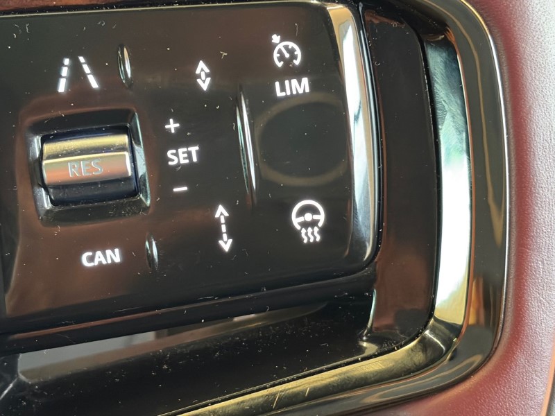 Used Land Rover Range Rover Velar 2024 for sale - 76981630: Photo 28