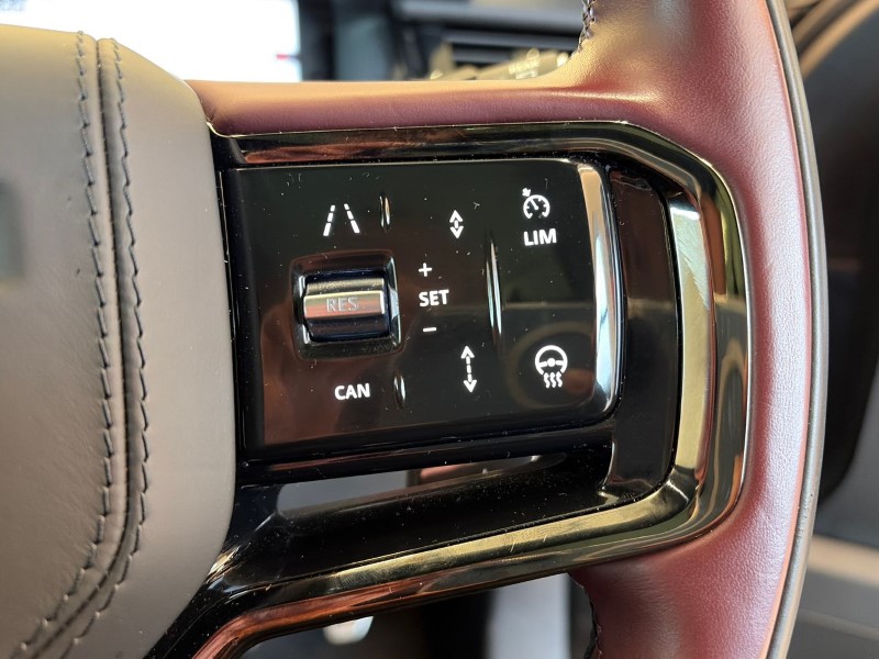 Used Land Rover Range Rover Velar 2024 for sale - 76981630: Photo 30