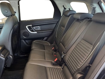 Used Land Rover Discovery Sport 2017 for sale - 79173453: Photo