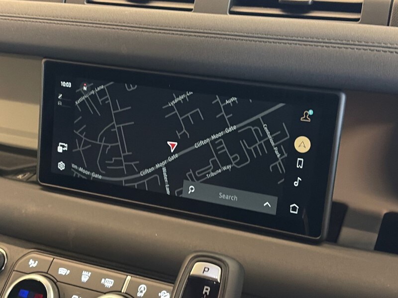 Used Land Rover Defender 2023 for sale - 78042270: Photo 11