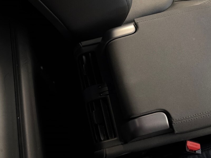 Used Land Rover Defender 2023 for sale - 78042270: Photo 18