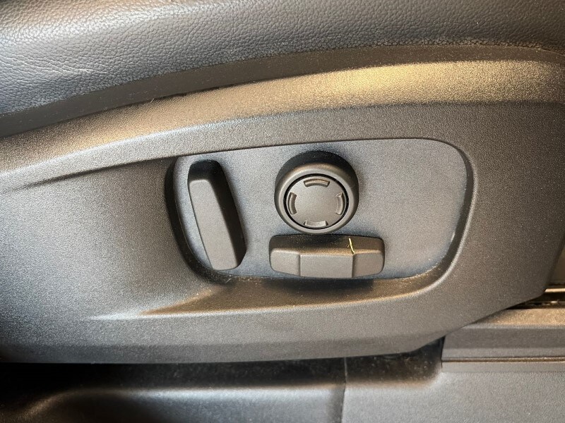 Used Land Rover Defender 2023 for sale - 78042270: Photo 24