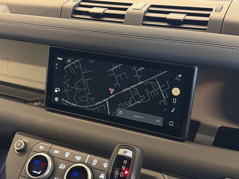 Used Land Rover Defender 2023 for sale - 78042270: Photo 31