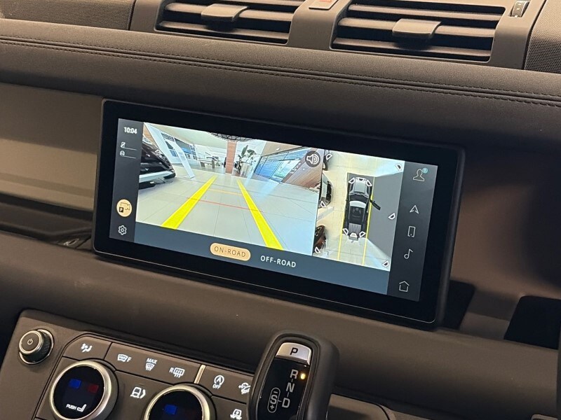 Used Land Rover Defender 2023 for sale - 78042270: Photo 32