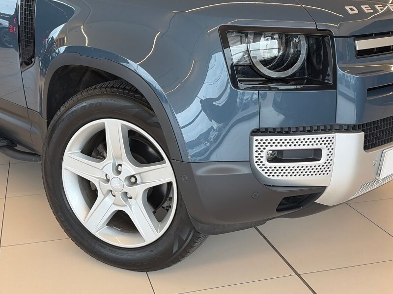 Used Land Rover Defender 2023 for sale - 78042270: Photo 44