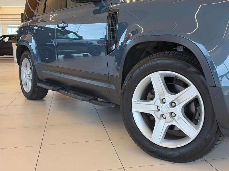 Used Land Rover Defender 2023 for sale - 78042270: Photo 46