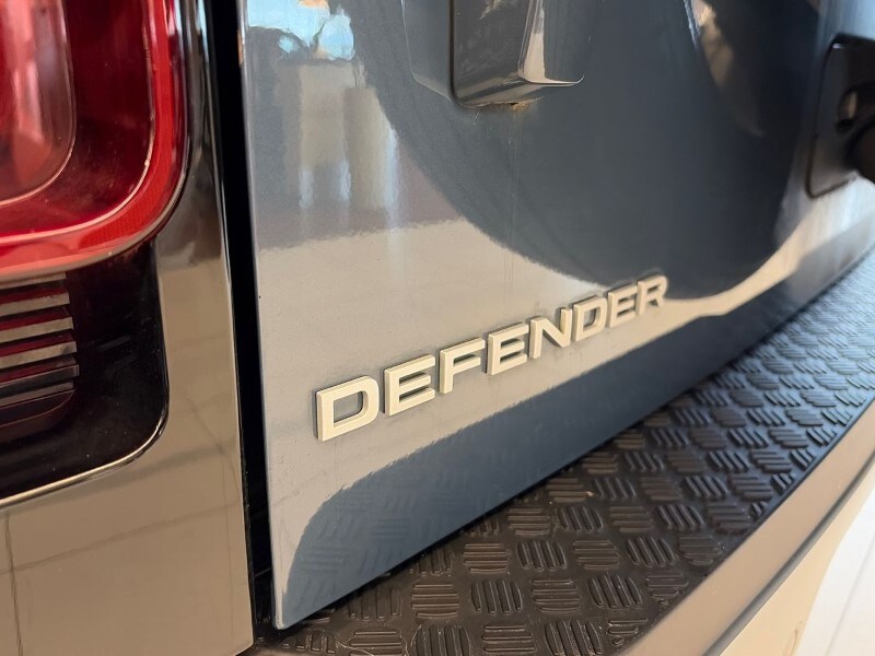 Used Land Rover Defender 2023 for sale - 78042270: Photo 48