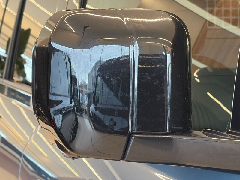 Used Land Rover Defender 2023 for sale - 78042270: Photo 52