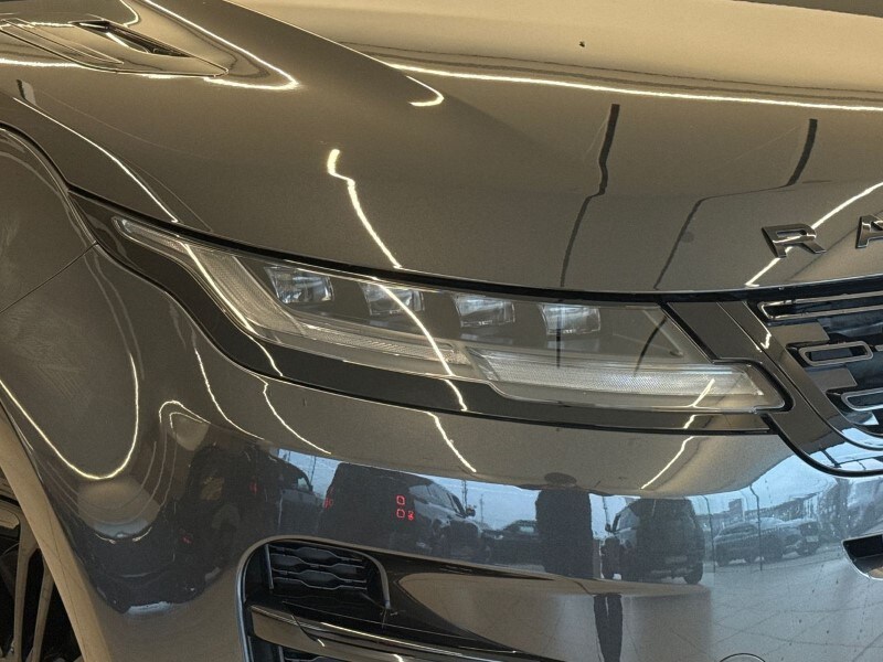 Used Land Rover Range Rover Evoque 2024 for sale - 77813039: Photo 17