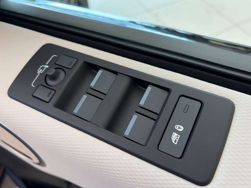 Used Land Rover Discovery 2026 for sale - 77718104: Photo 23