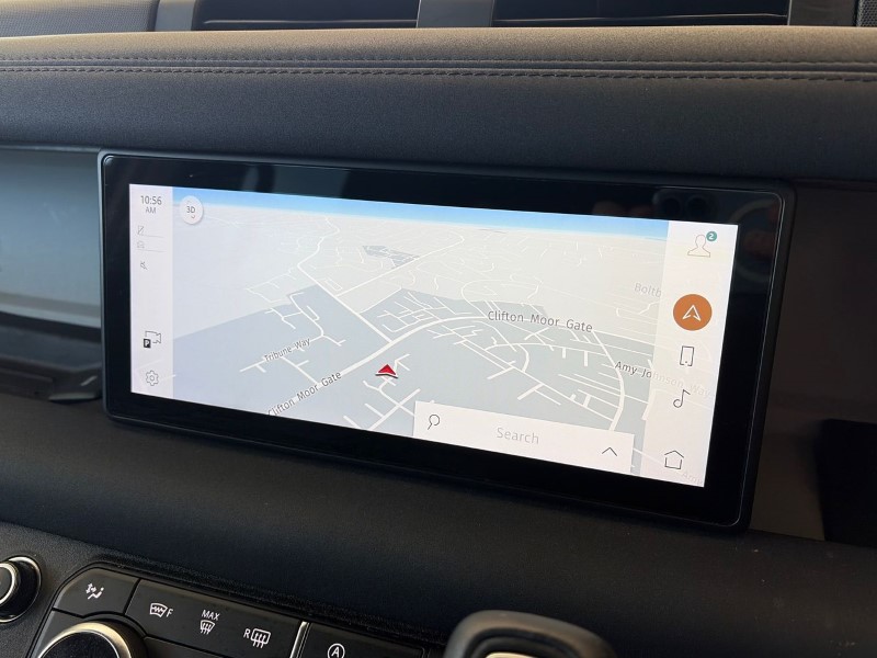 Used Land Rover Defender 2021 for sale - 77934552: Photo 11