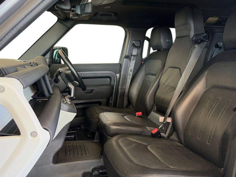 Used Land Rover Defender 2021 for sale - 77934552: Photo 3