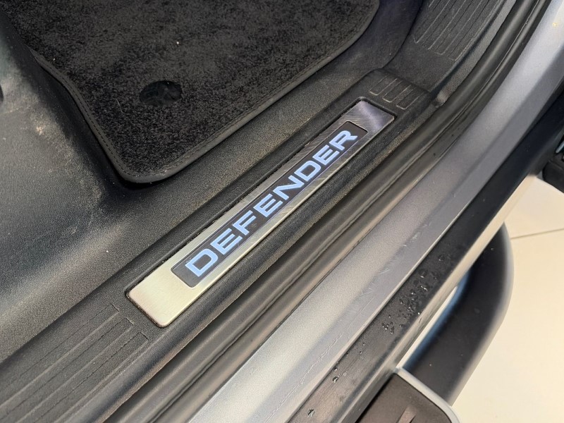 Used Land Rover Defender 2021 for sale - 77934552: Photo 37