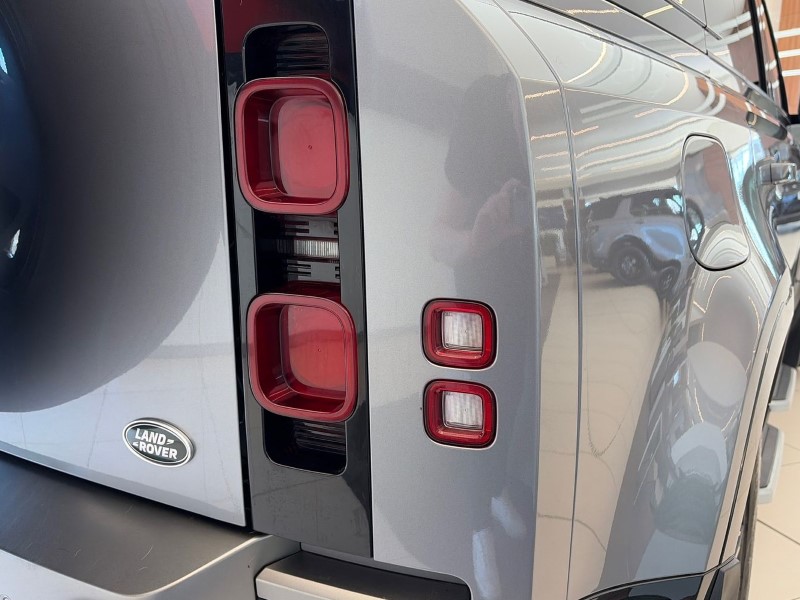 Used Land Rover Defender 2021 for sale - 77934552: Photo 45