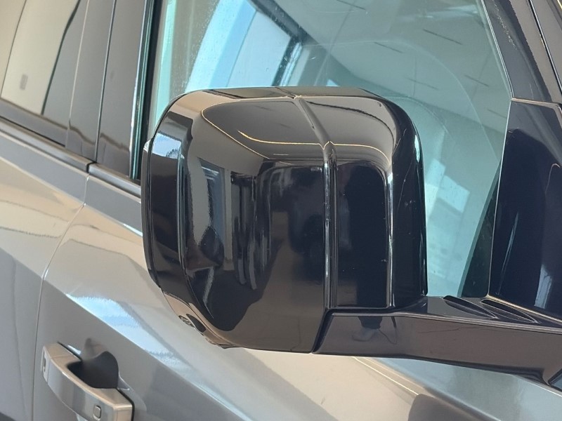 Used Land Rover Defender 2021 for sale - 77934552: Photo 48