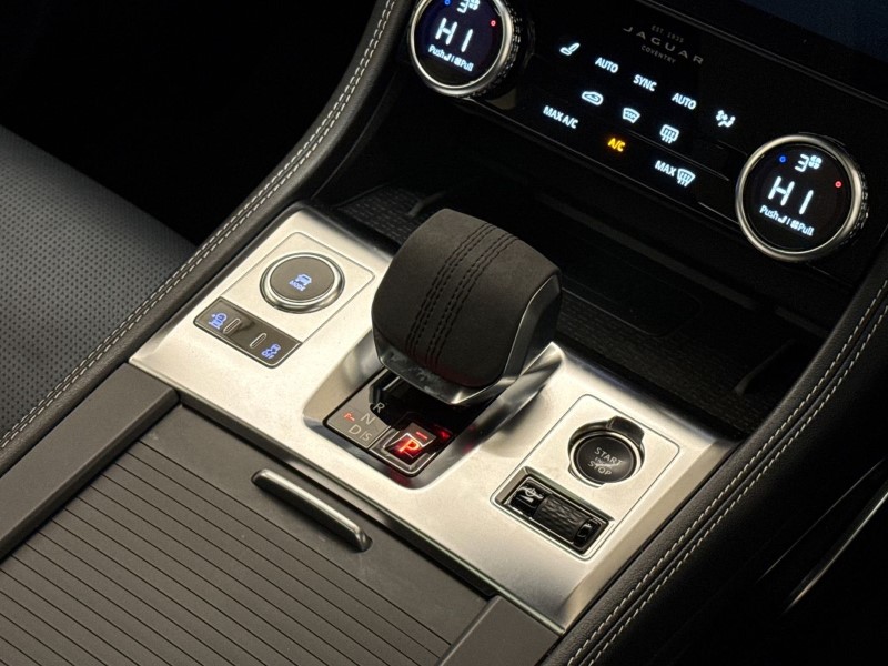 Used Jaguar F-Pace 2023 for sale - 77270945: Photo 13