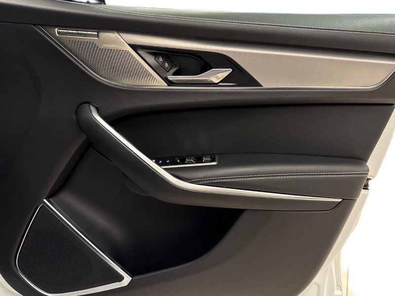 Used Jaguar F-Pace 2023 for sale - 77270945: Photo 22