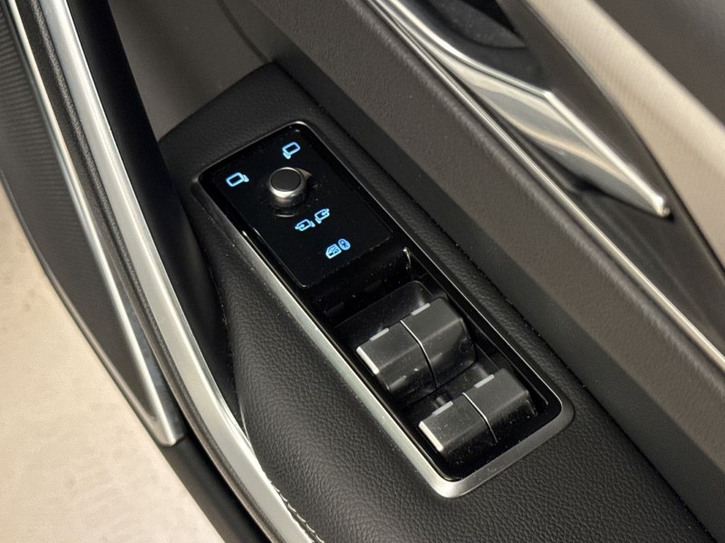 Used Jaguar F-Pace 2023 for sale - 77270945: Photo 23