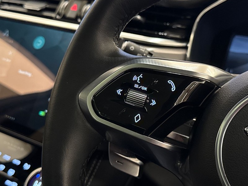 Used Jaguar F-Pace 2023 for sale - 77270945: Photo 28