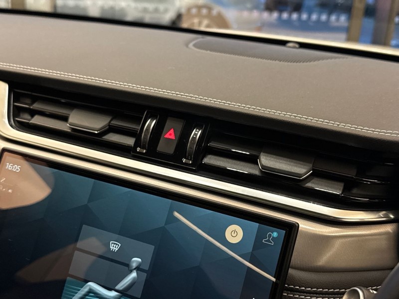 Used Jaguar F-Pace 2023 for sale - 77270945: Photo 35