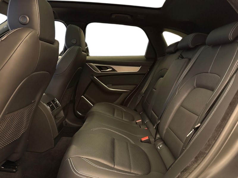 Used Jaguar F-Pace 2023 for sale - 77270945: Photo 4