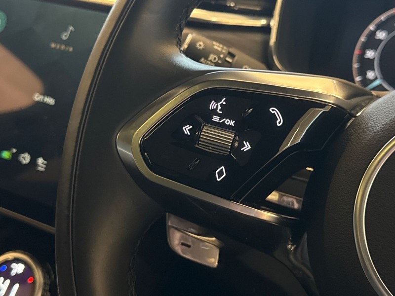 Used Jaguar F-Pace 2023 for sale - 77877734: Photo 28