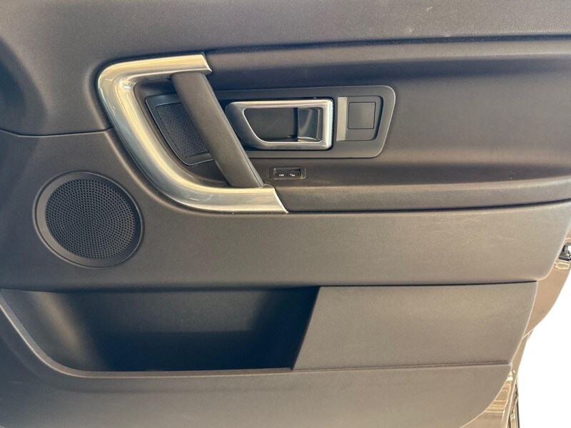 Used Land Rover Discovery Sport 2018 for sale - 77945575: Photo 22