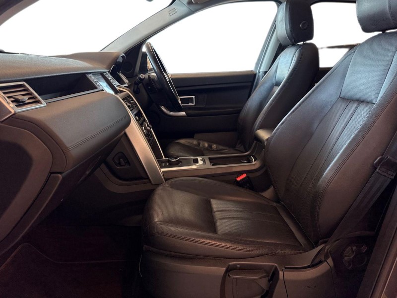 Used Land Rover Discovery Sport 2018 for sale - 77945575: Photo 3