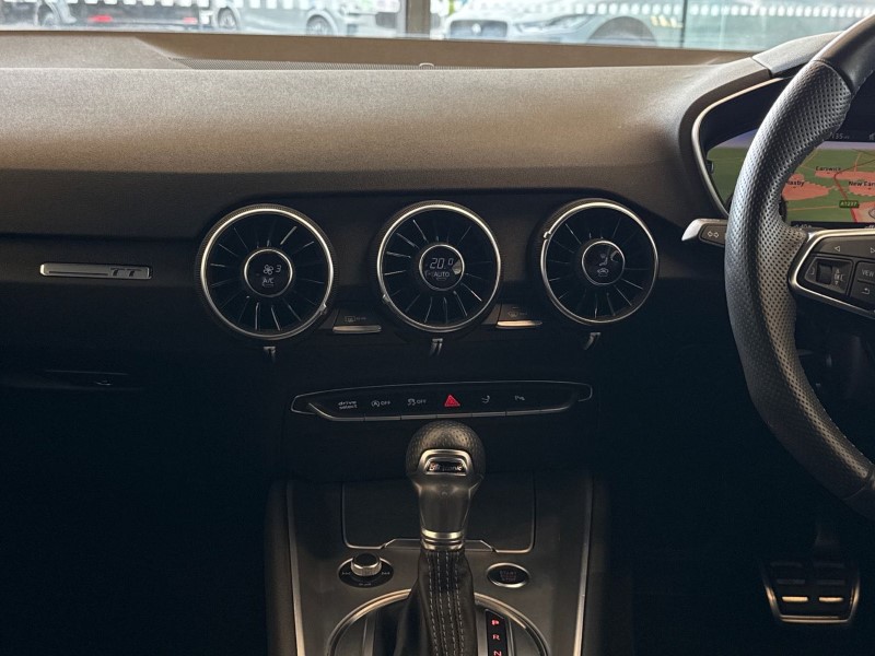 Used Land Rover Range Rover Evoque 2026 for sale - 77950813: Photo 14