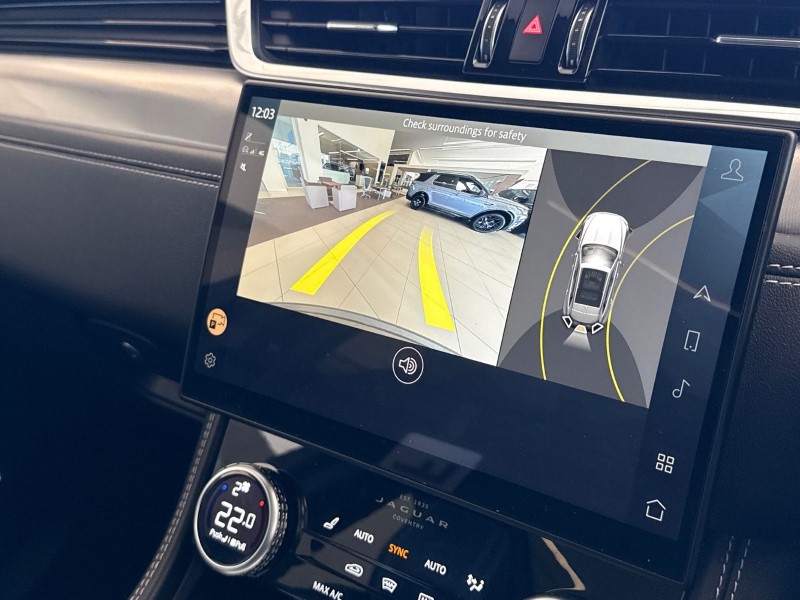 Used Jaguar F-Pace 2023 for sale - 77945574: Photo 12