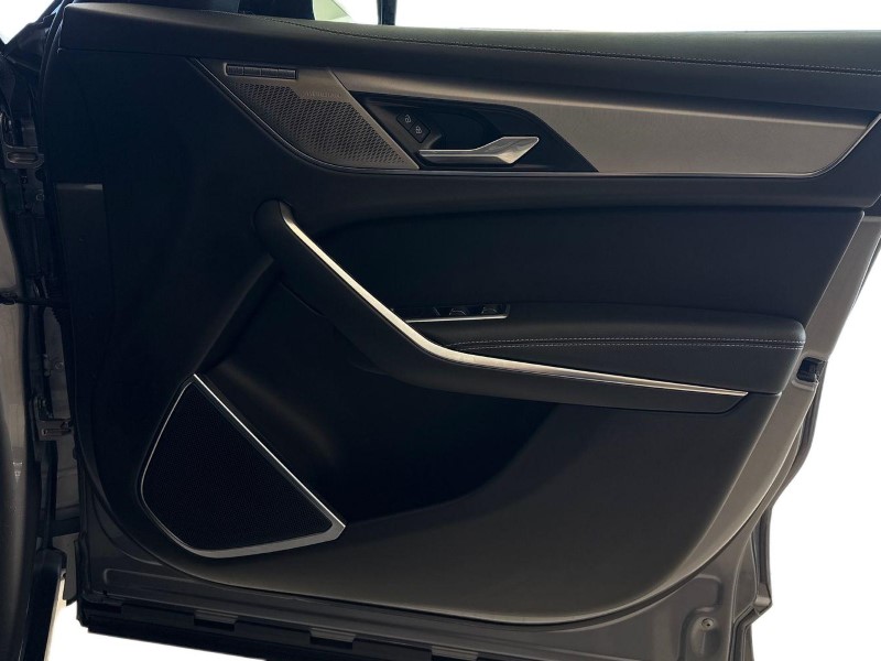 Used Jaguar F-Pace 2023 for sale - 77945574: Photo 22