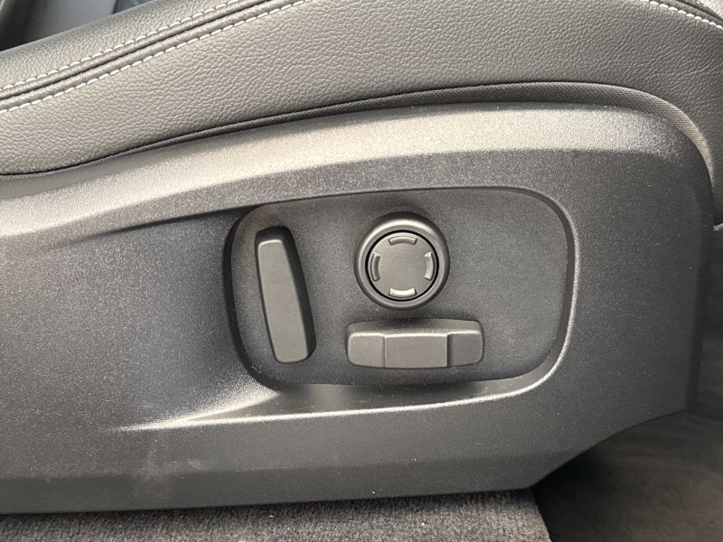 Used Jaguar F-Pace 2023 for sale - 77945574: Photo 24