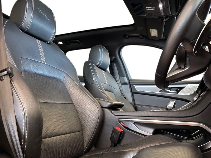 Used Jaguar F-Pace 2023 for sale - 77945574: Photo 26