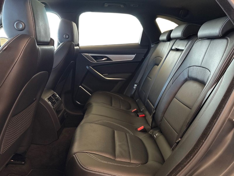 Used Jaguar F-Pace 2023 for sale - 77945574: Photo 4