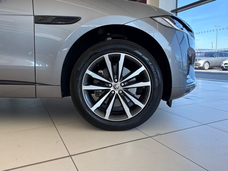 Used Jaguar F-Pace 2023 for sale - 77945574: Photo 8