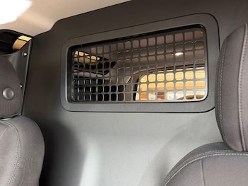 Used Land Rover Defender 2024 for sale - 79583753: Photo