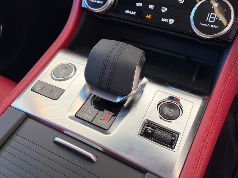 Used Jaguar F-Pace 2023 for sale - 77918095: Photo 13