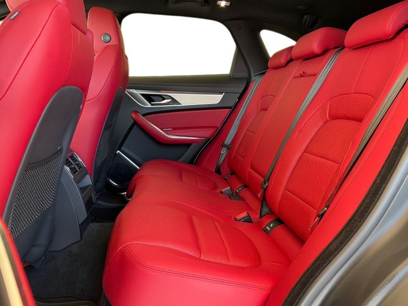 Used Jaguar F-Pace 2023 for sale - 77918095: Photo 4