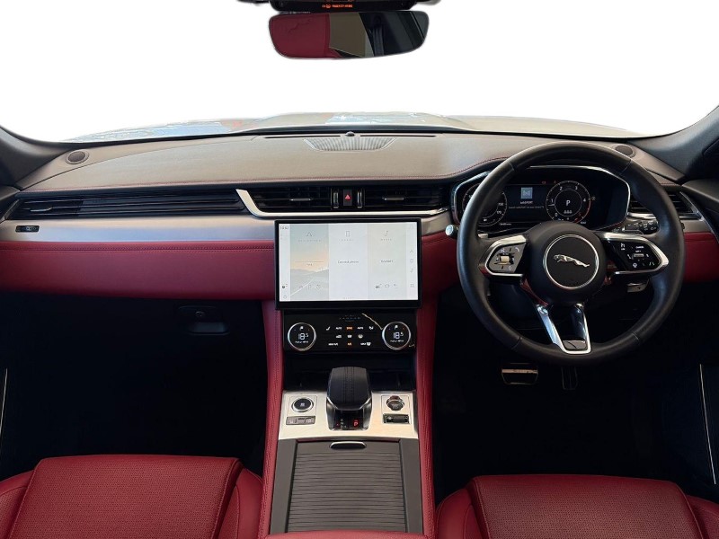 Used Jaguar F-Pace 2023 for sale - 77918095: Photo 9