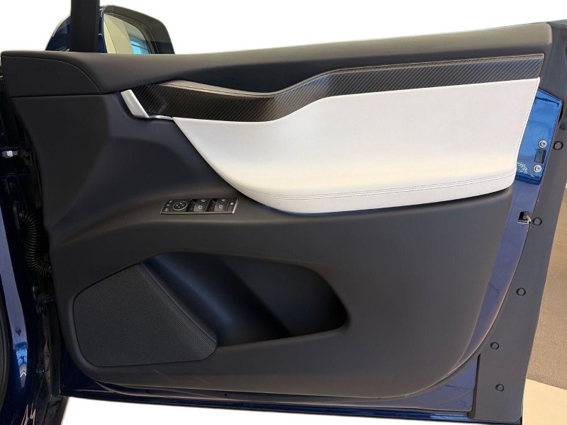 Used Tesla Model X 2018 for sale - 77011723: Photo 23