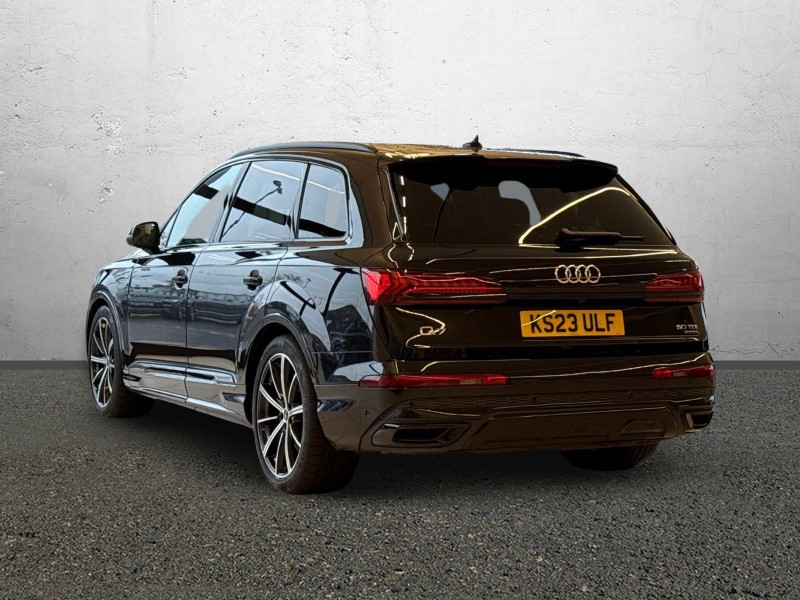 Used Audi Q7 2023 for sale - 76982094: Photo 2