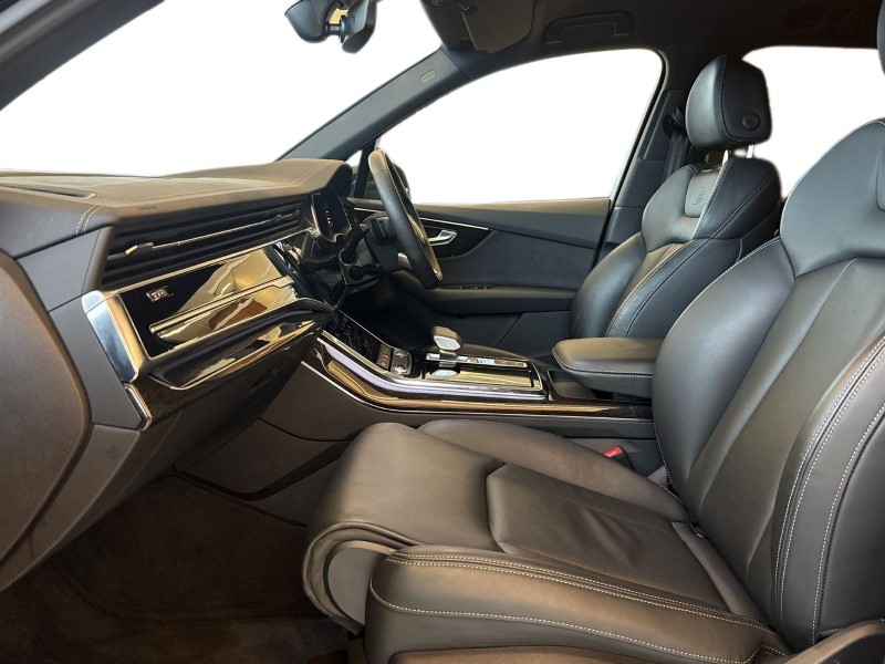 Used Audi Q7 2023 for sale - 76982094: Photo 3