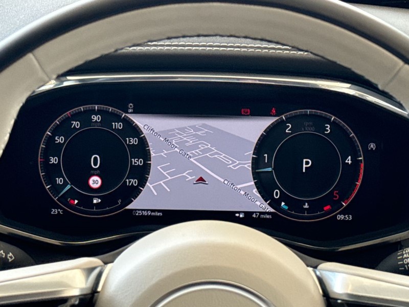 Used Jaguar F-Pace 2023 for sale - 78199148: Photo 17