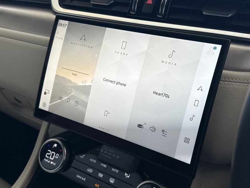 Used Jaguar F-Pace 2023 for sale - 78199148: Photo 31