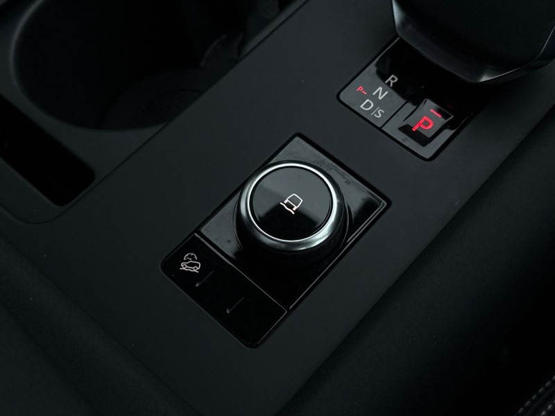 Used Land Rover Discovery 2024 for sale - 77445808: Photo 37