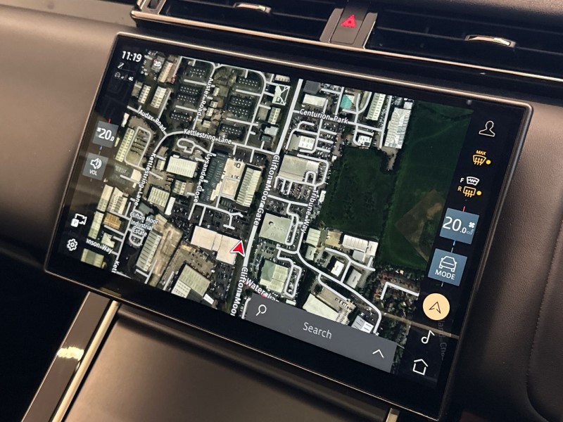 Used Land Rover Range Rover Velar 2024 for sale - 77406421: Photo 11